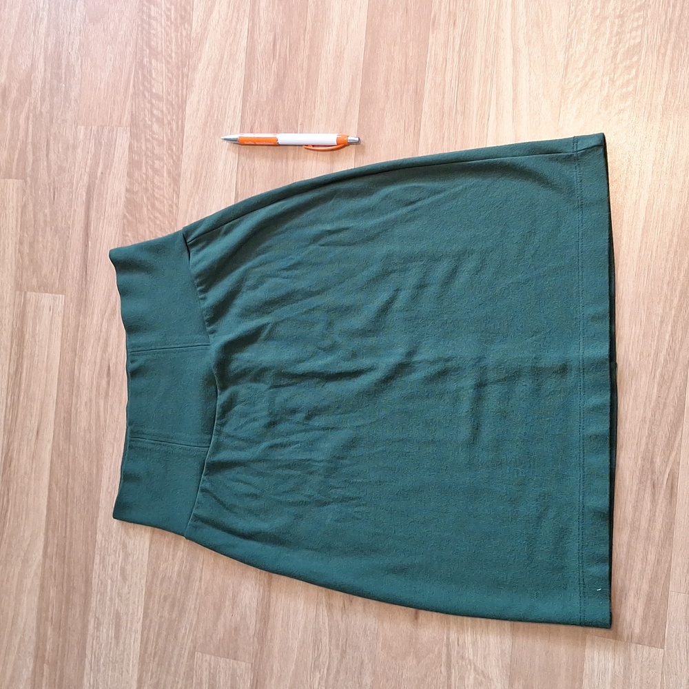 Only Hearts green stretch skirt small